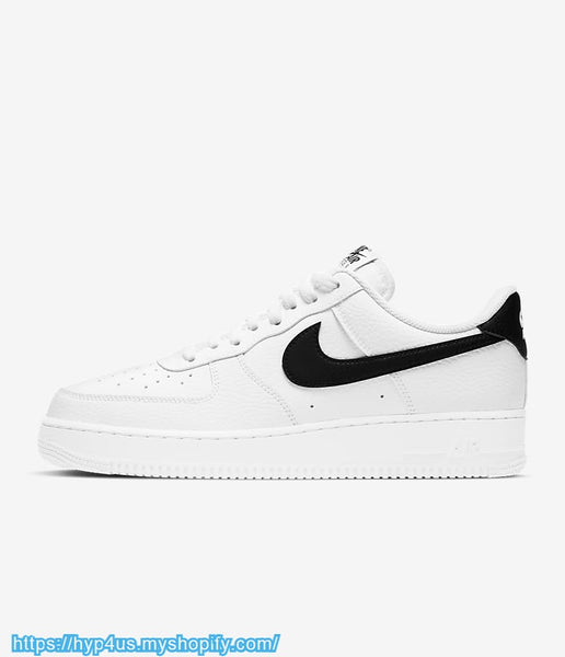 Nike Air Force 1 '07